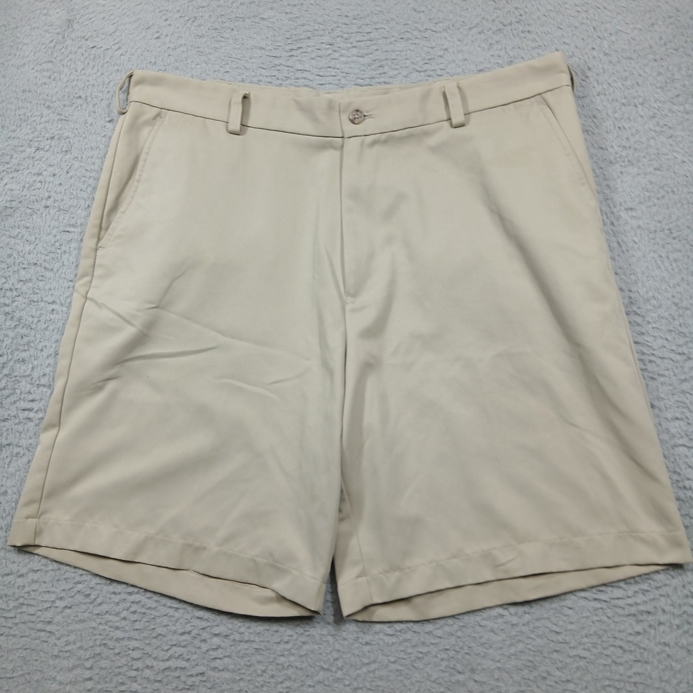 IZOD Golf Shorts‎ Men's Size 38 Beige Flat Front Polyester Performance